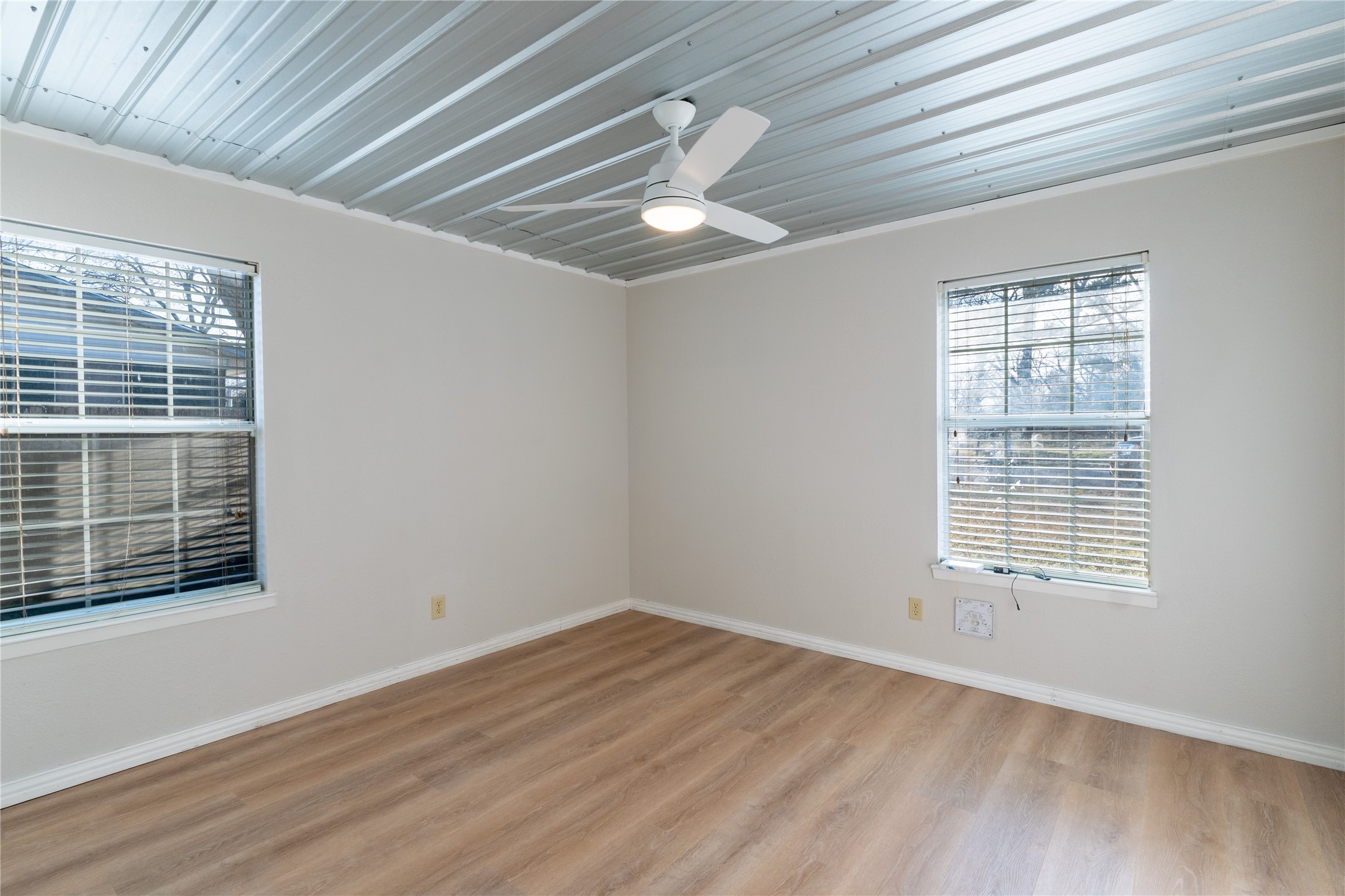 313 S Prairie Street Pilot Point TX 76258