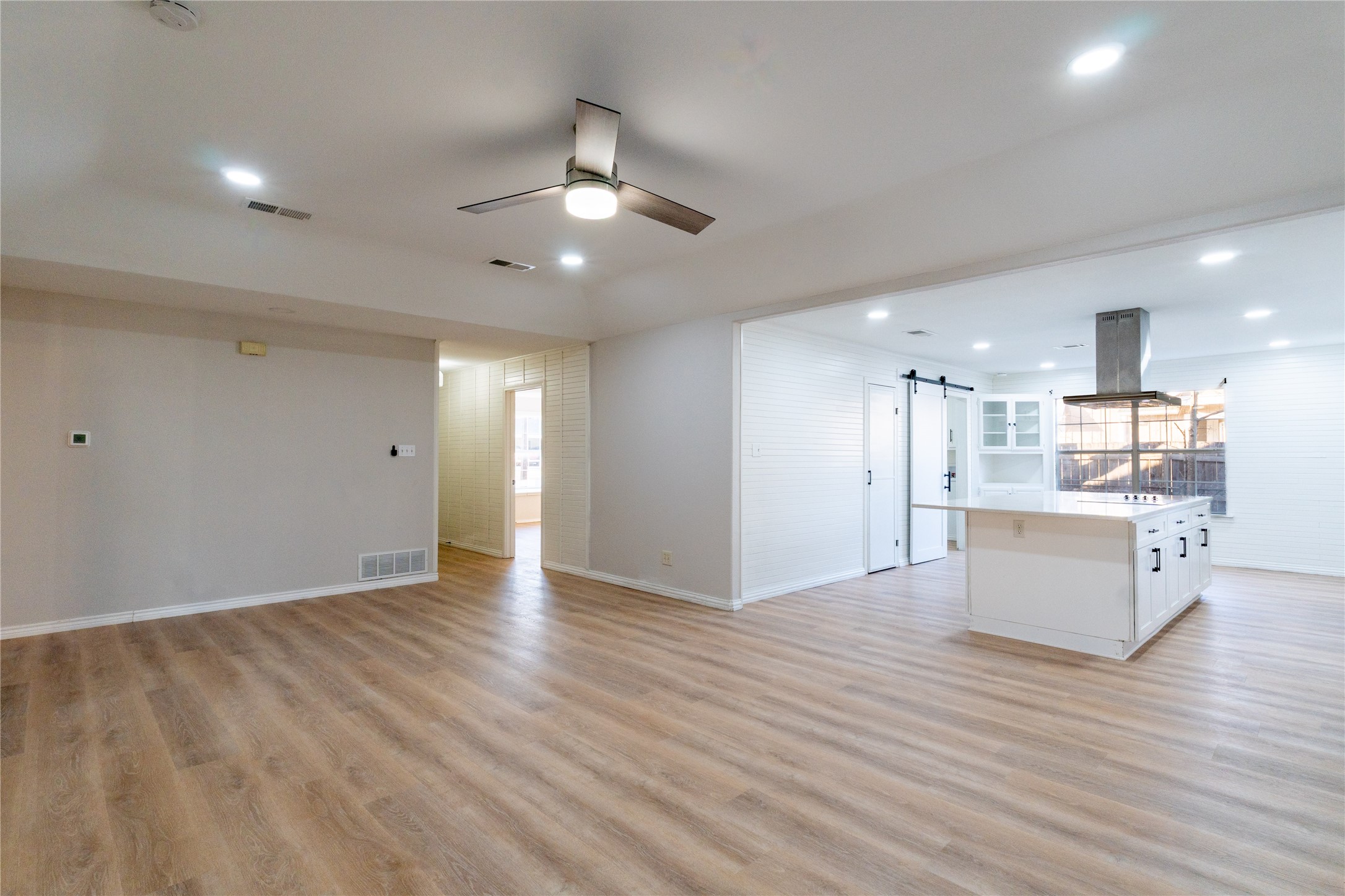 313 S Prairie Street Pilot Point TX 76258