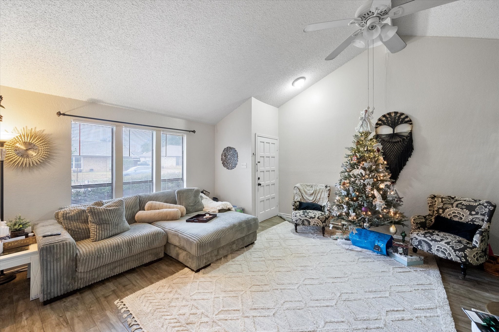 2920 Hilltop Drive Euless TX 76039