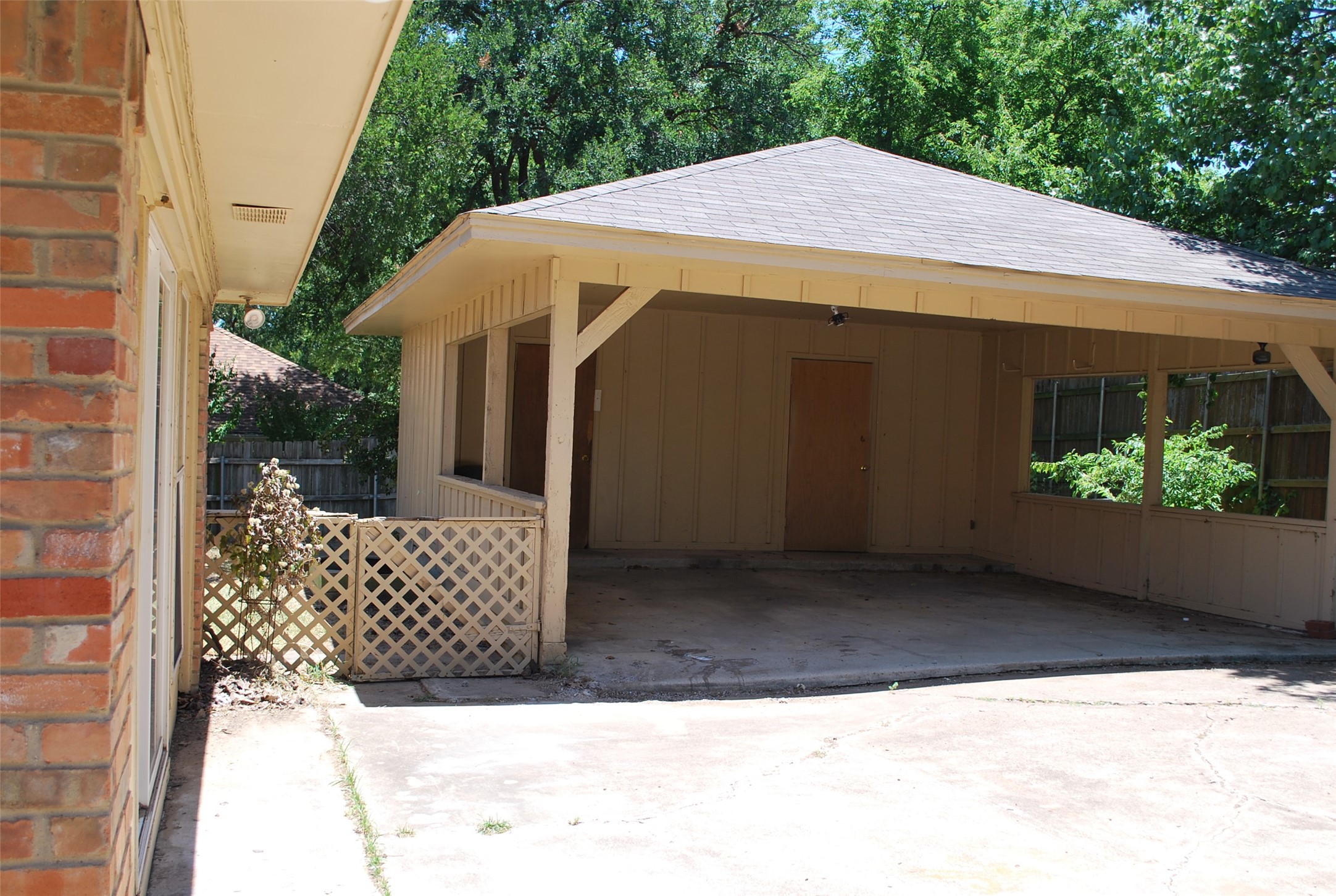 1416 Sandy Creek Drive Denton TX 76205