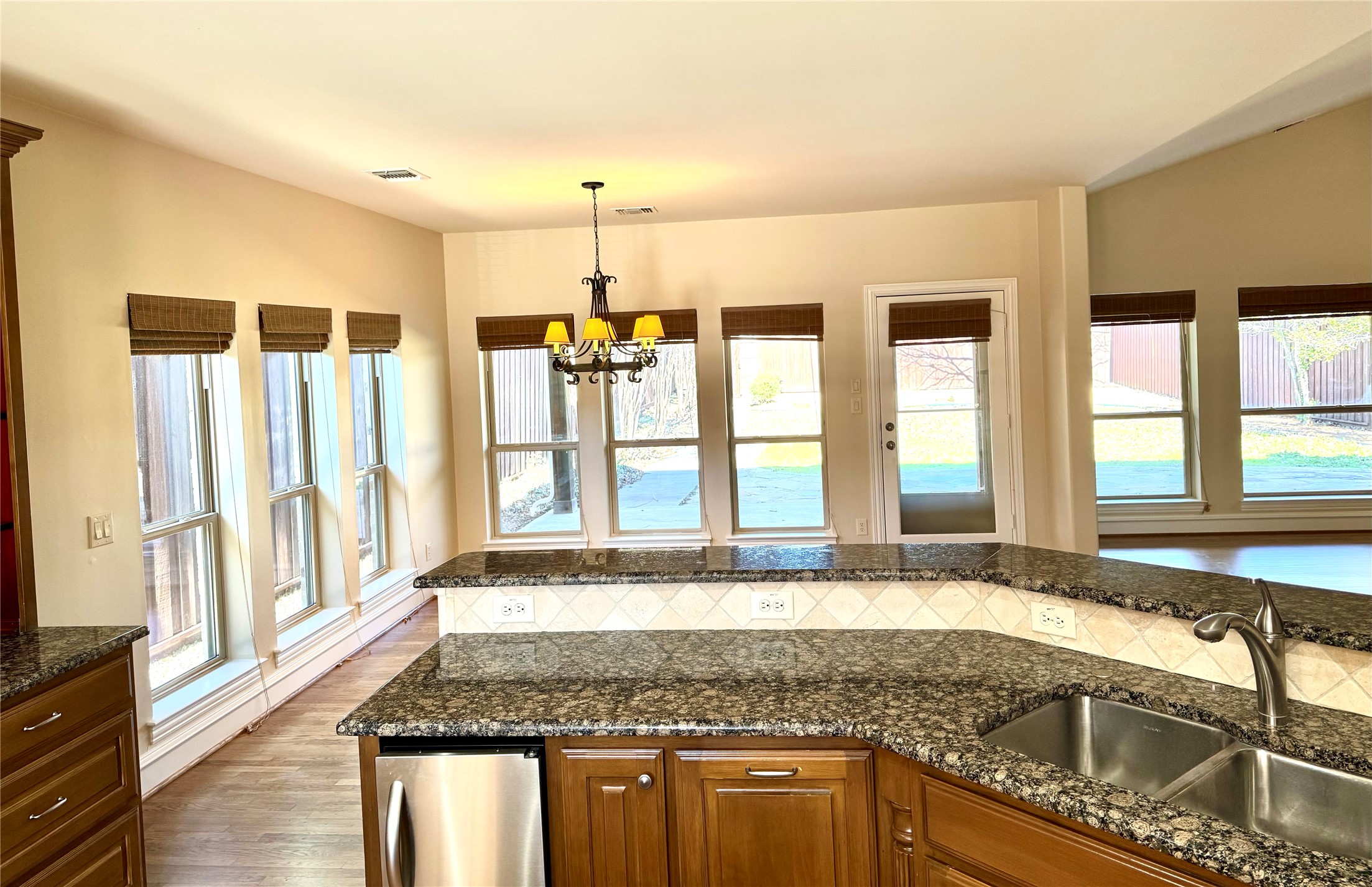 6335 Vanderbilt Avenue Dallas TX 75214