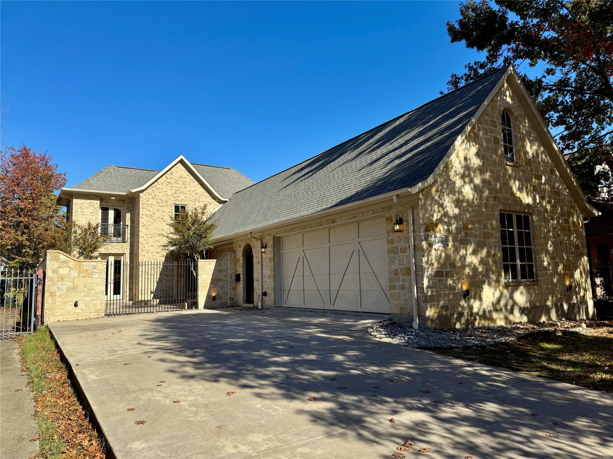 6335 Vanderbilt Avenue Dallas TX 75214
