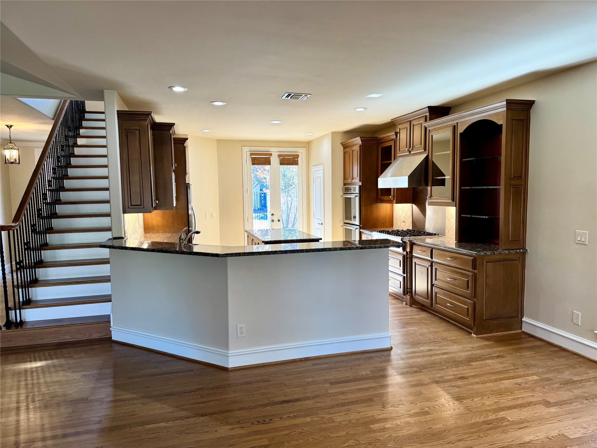 6335 Vanderbilt Avenue Dallas TX 75214