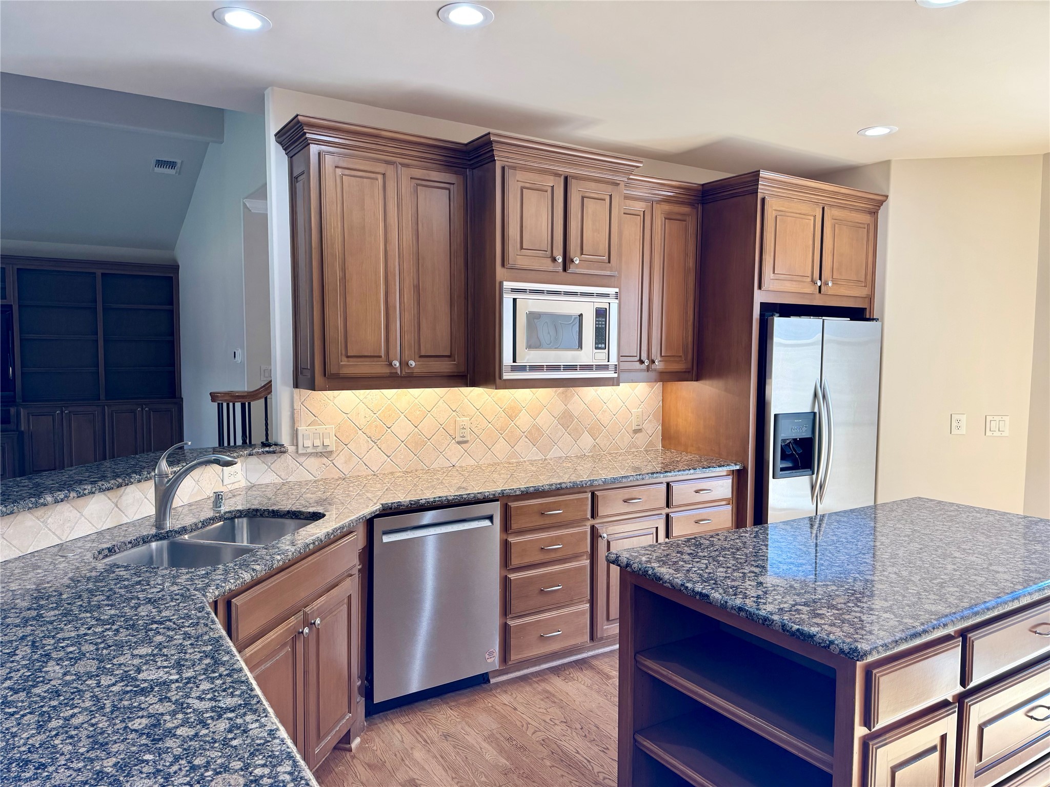 6335 Vanderbilt Avenue Dallas TX 75214