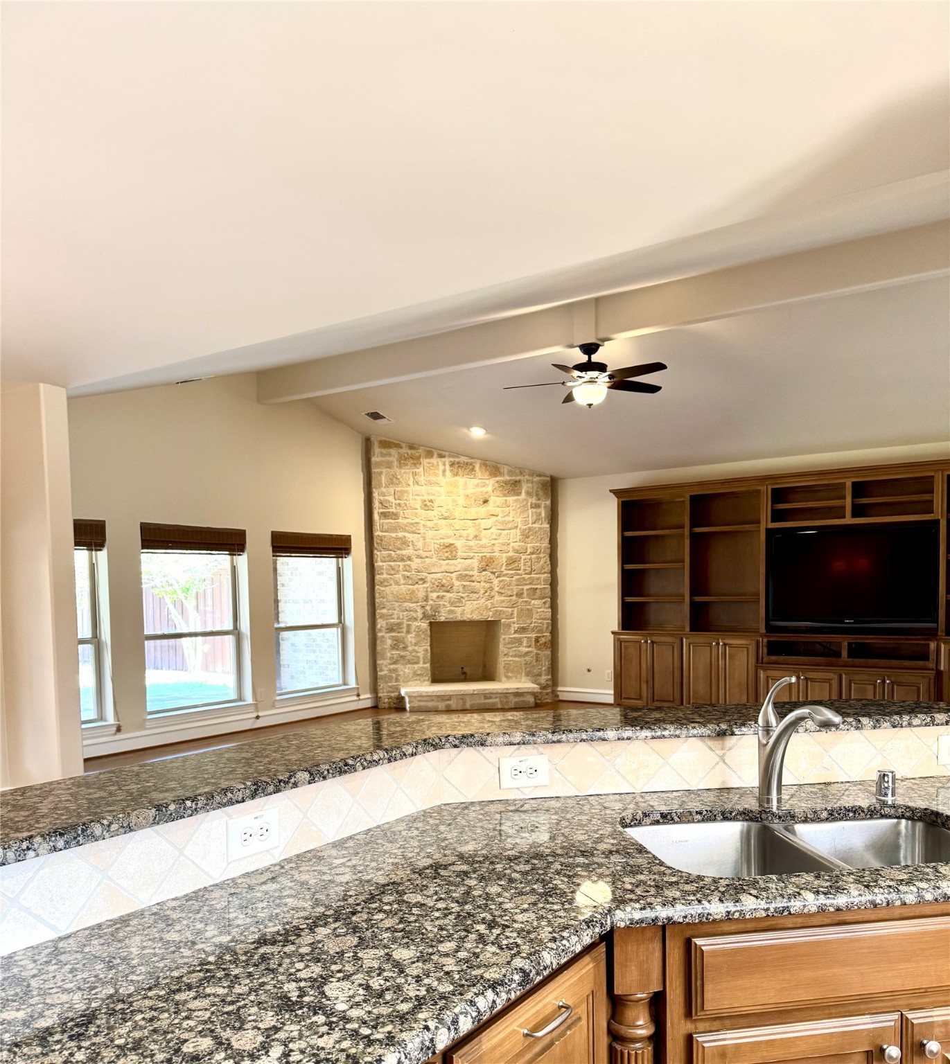 6335 Vanderbilt Avenue Dallas TX 75214
