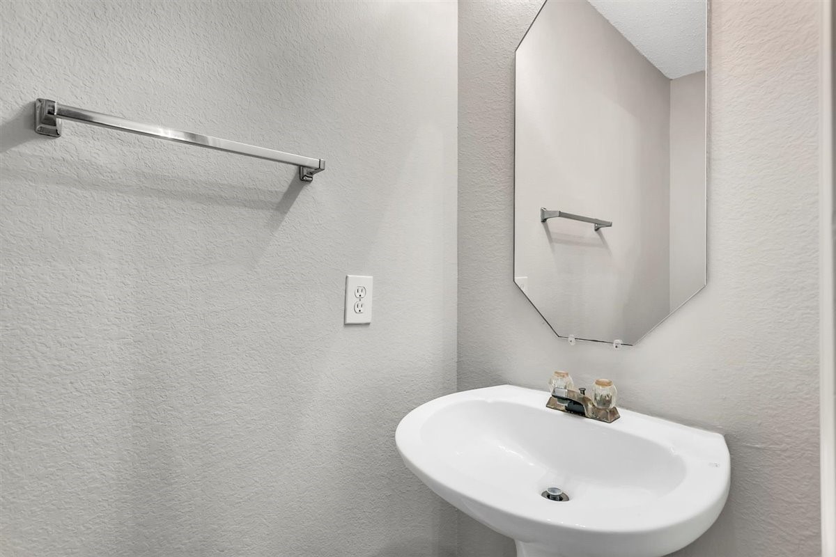 8105 Flowertree Drive Fort Worth TX 76137