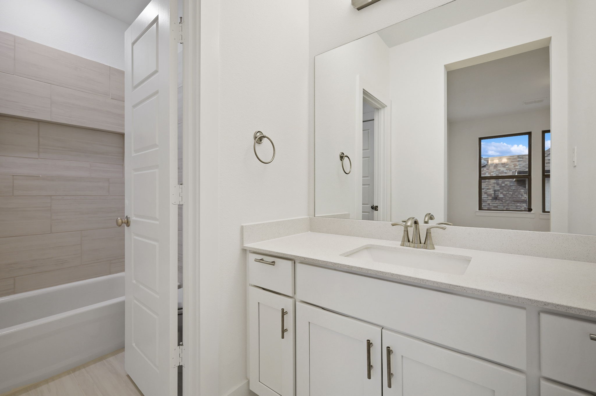 8218 Vitex Avenue Dallas TX 75252