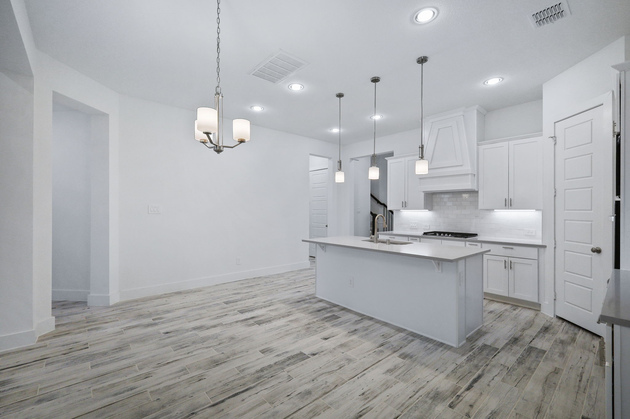 8218 Vitex Avenue Dallas TX 75252