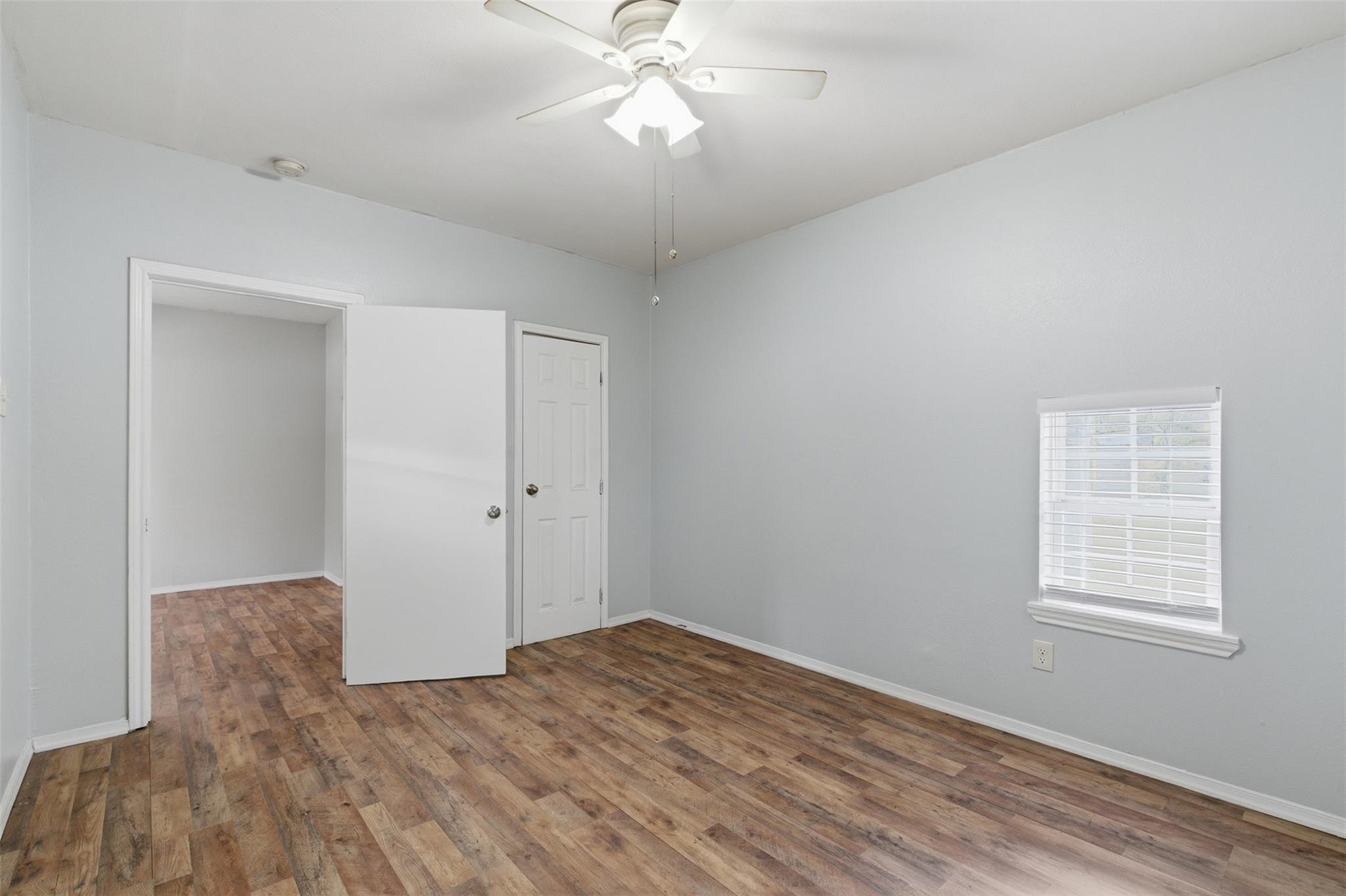 127 E Walker Street Denison TX 75021