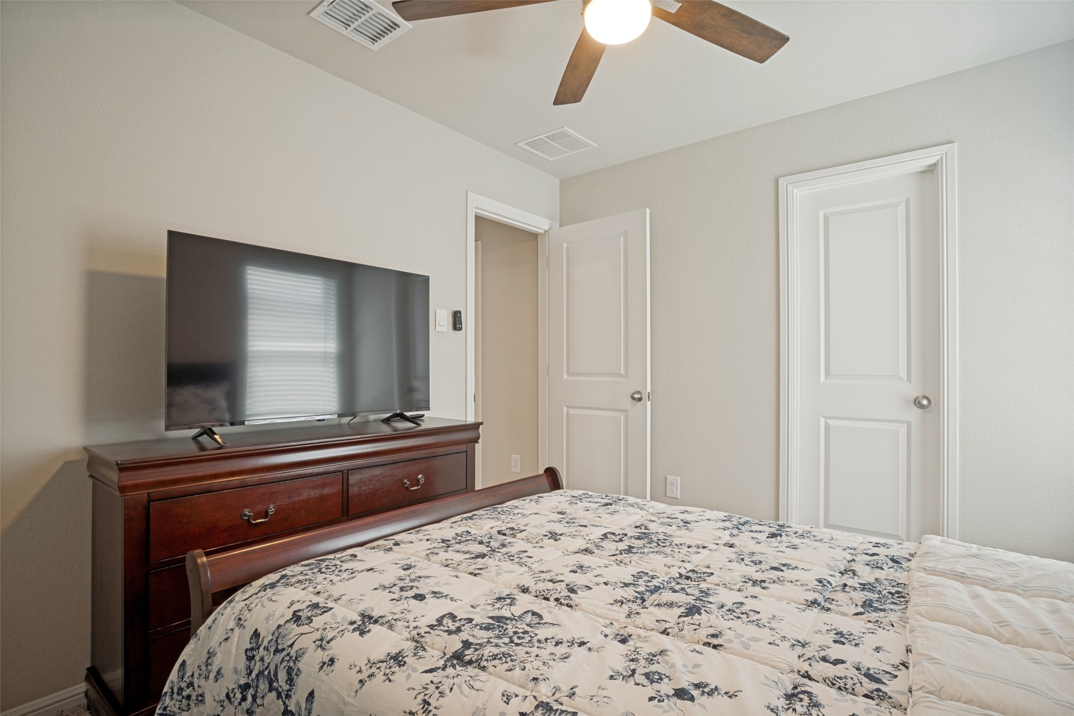 1336 Dillard Creek Drive Fort Worth TX 76247