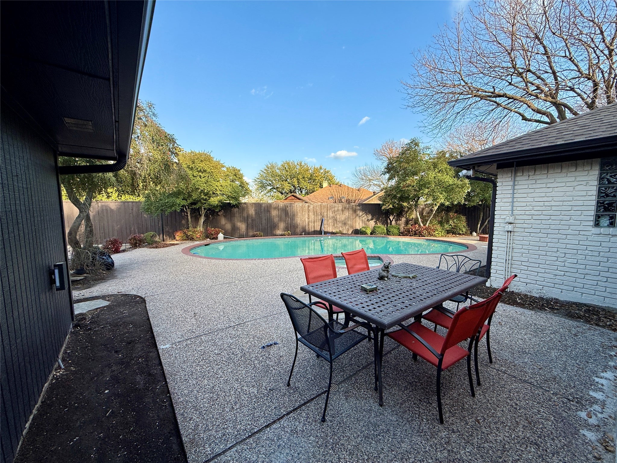 6217 Berthoud Pass Dallas TX 75252