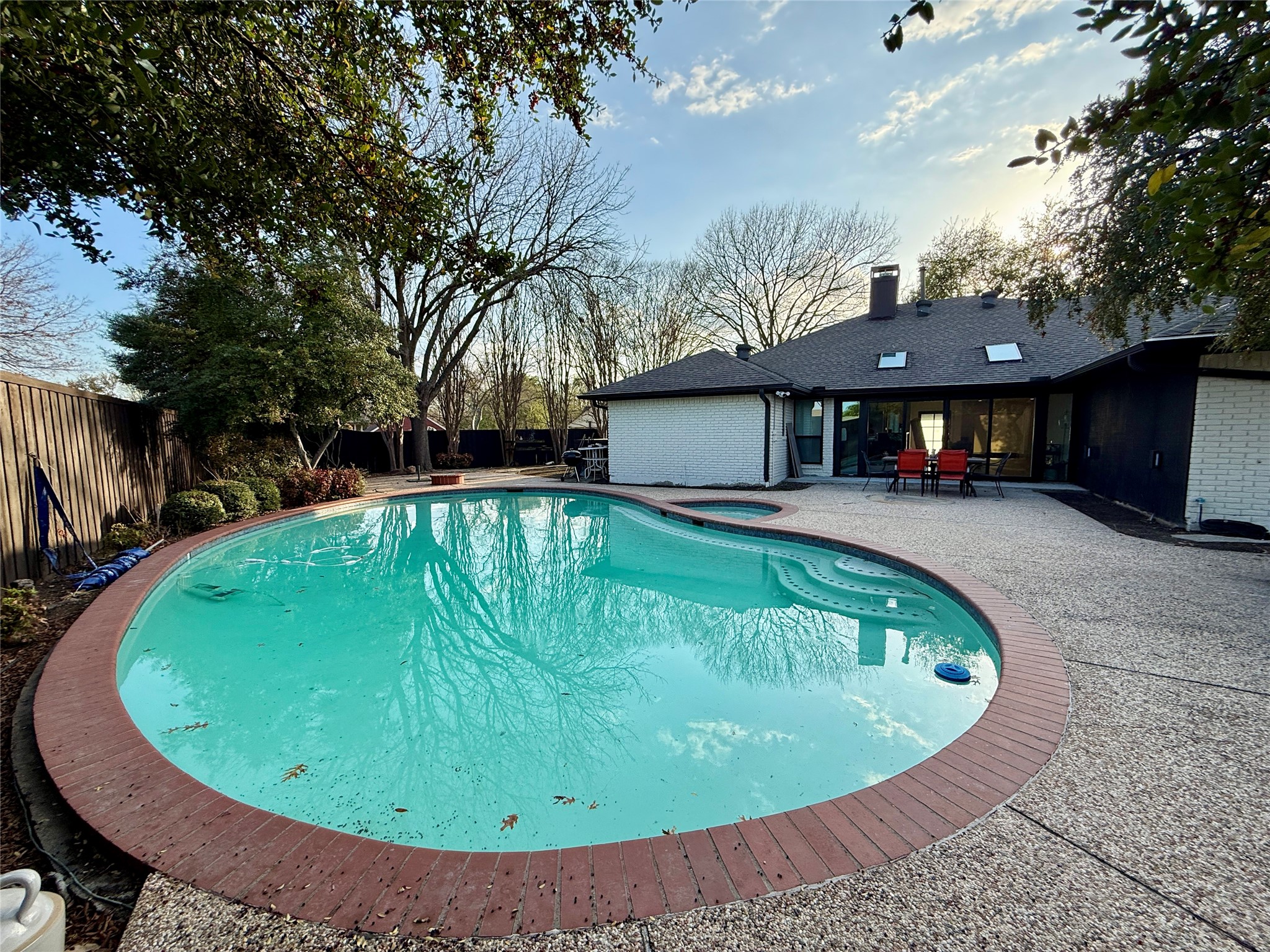 6217 Berthoud Pass Dallas TX 75252