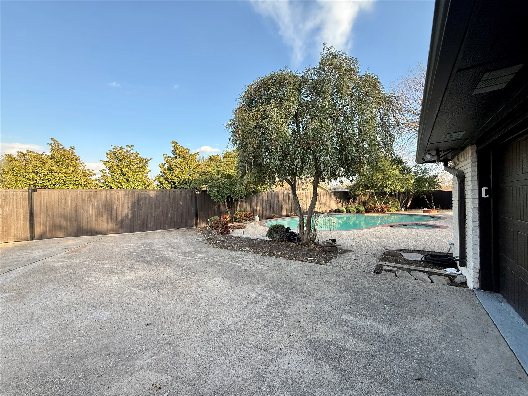 6217 Berthoud Pass Dallas TX 75252
