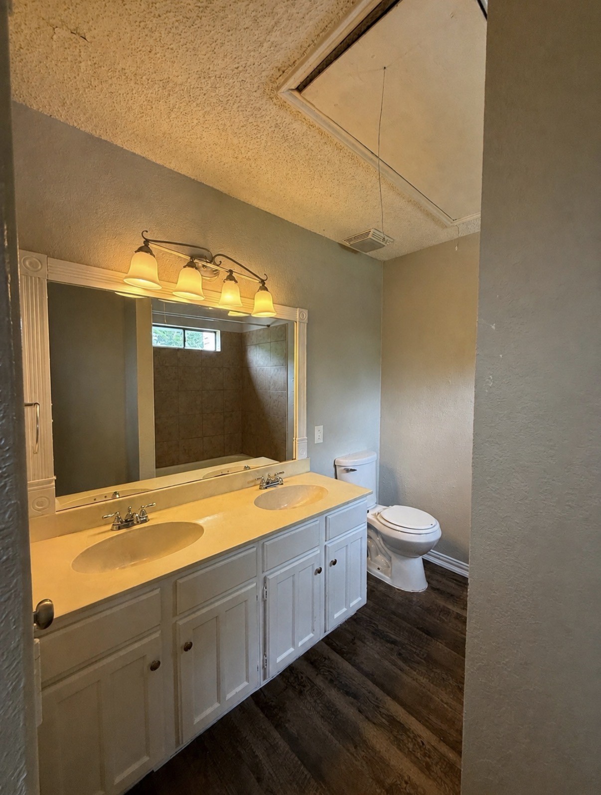 1715 Highgate Place Garland TX 75044