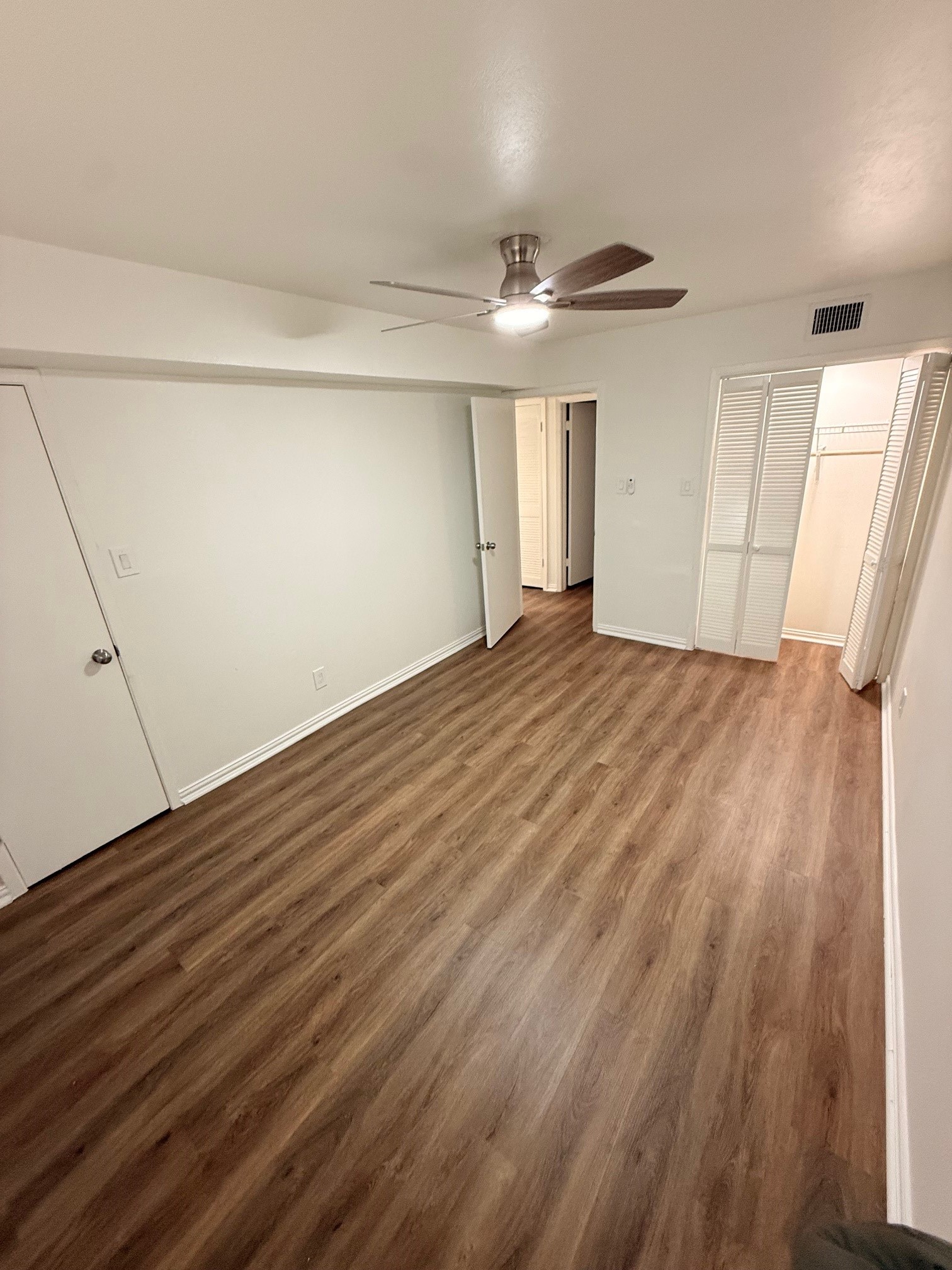 3933 Inwood Road Dallas TX 75209