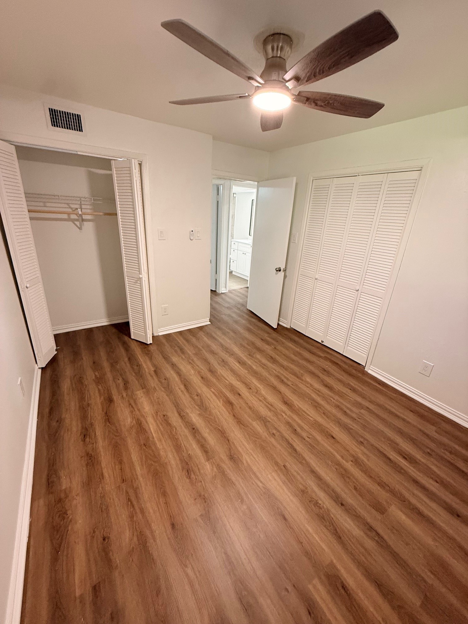 3933 Inwood Road Dallas TX 75209