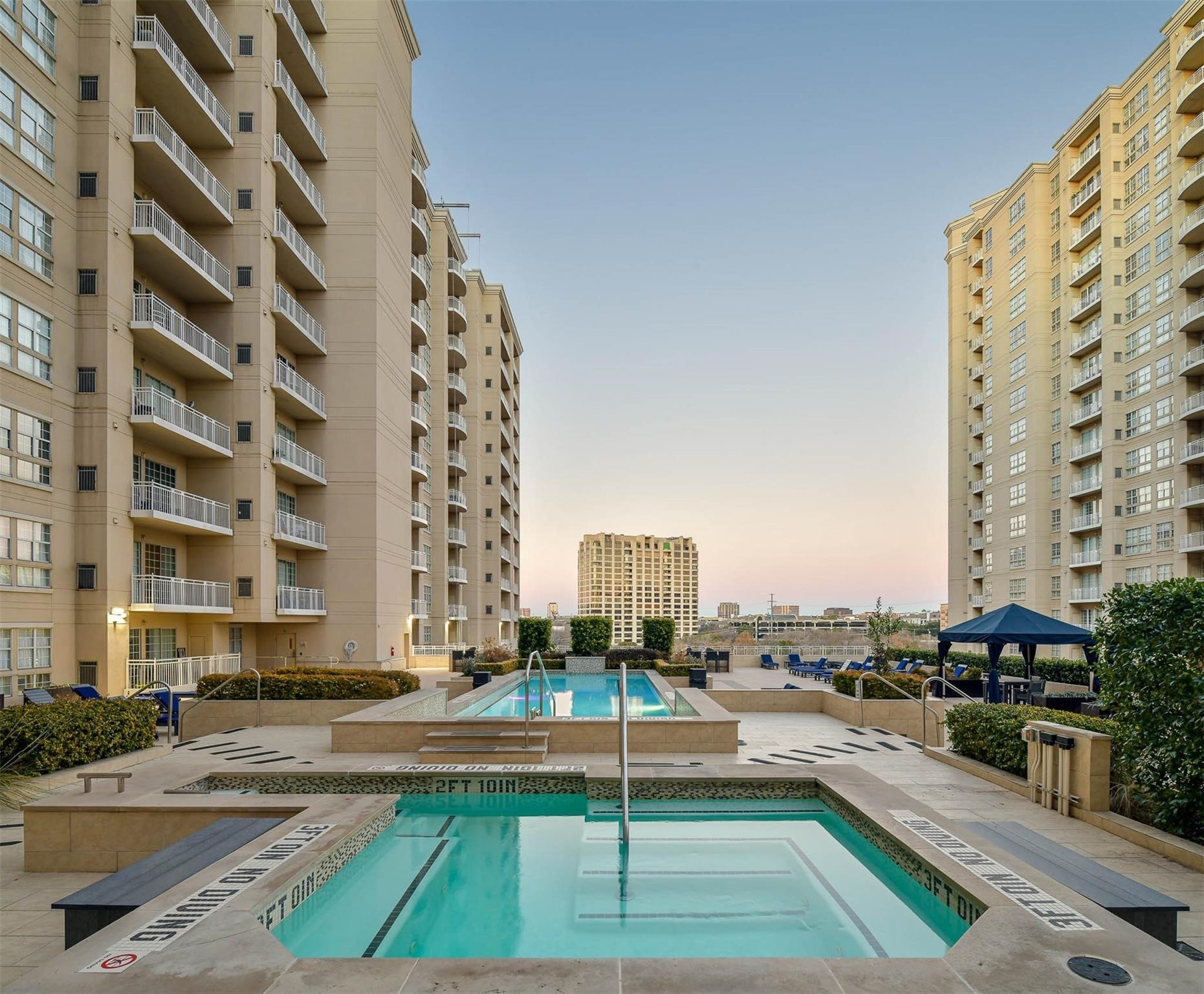 3225 Turtle Creek Boulevard Dallas TX 75219