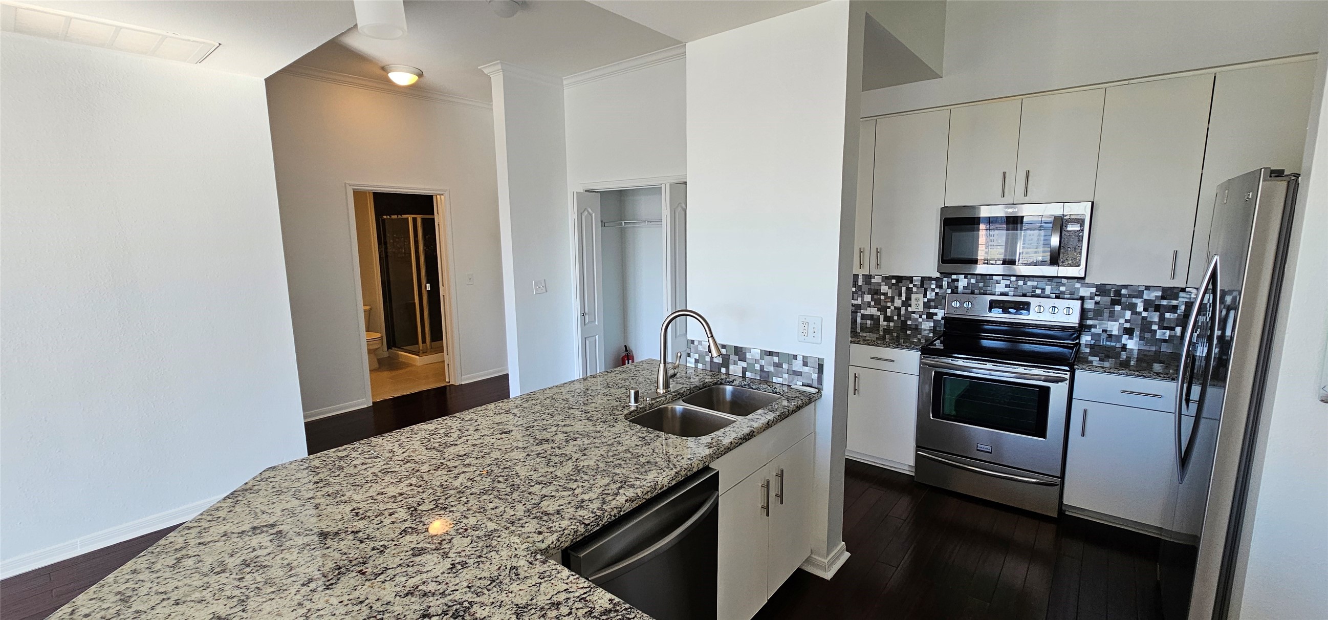 3225 Turtle Creek Boulevard Dallas TX 75219