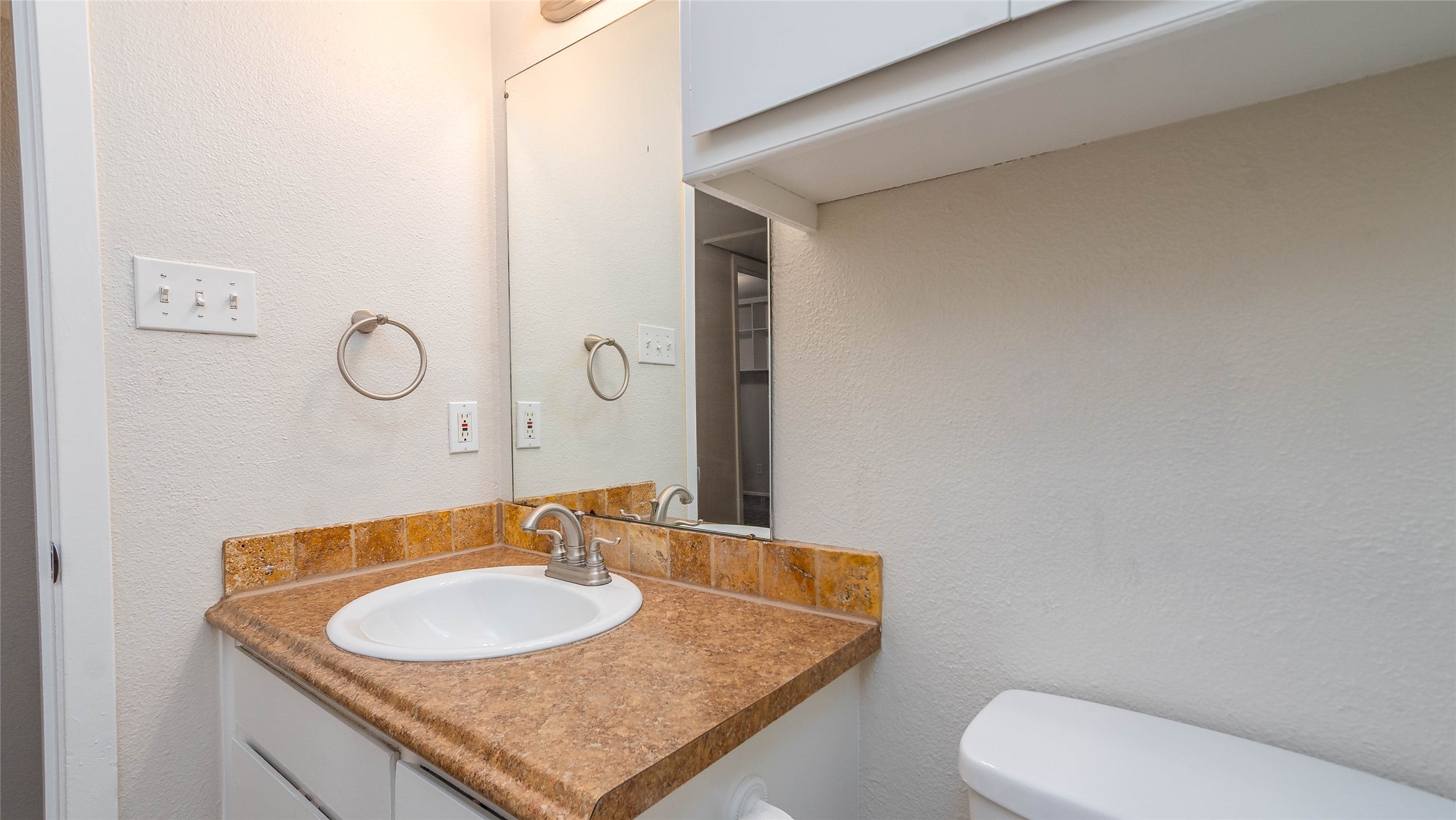 5621 Brent Drive Haltom City TX 76148