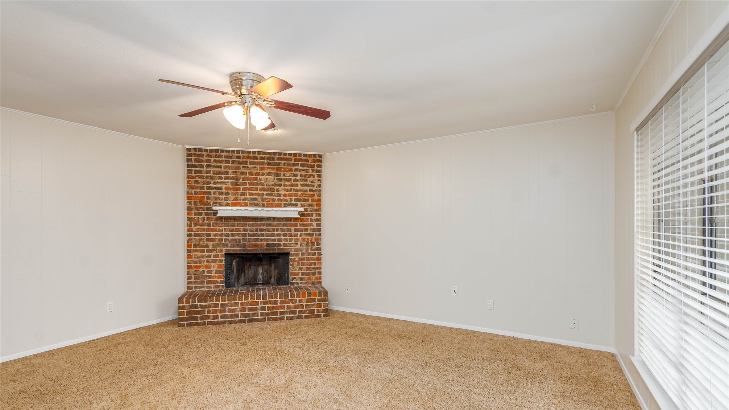5621 Brent Drive Haltom City TX 76148