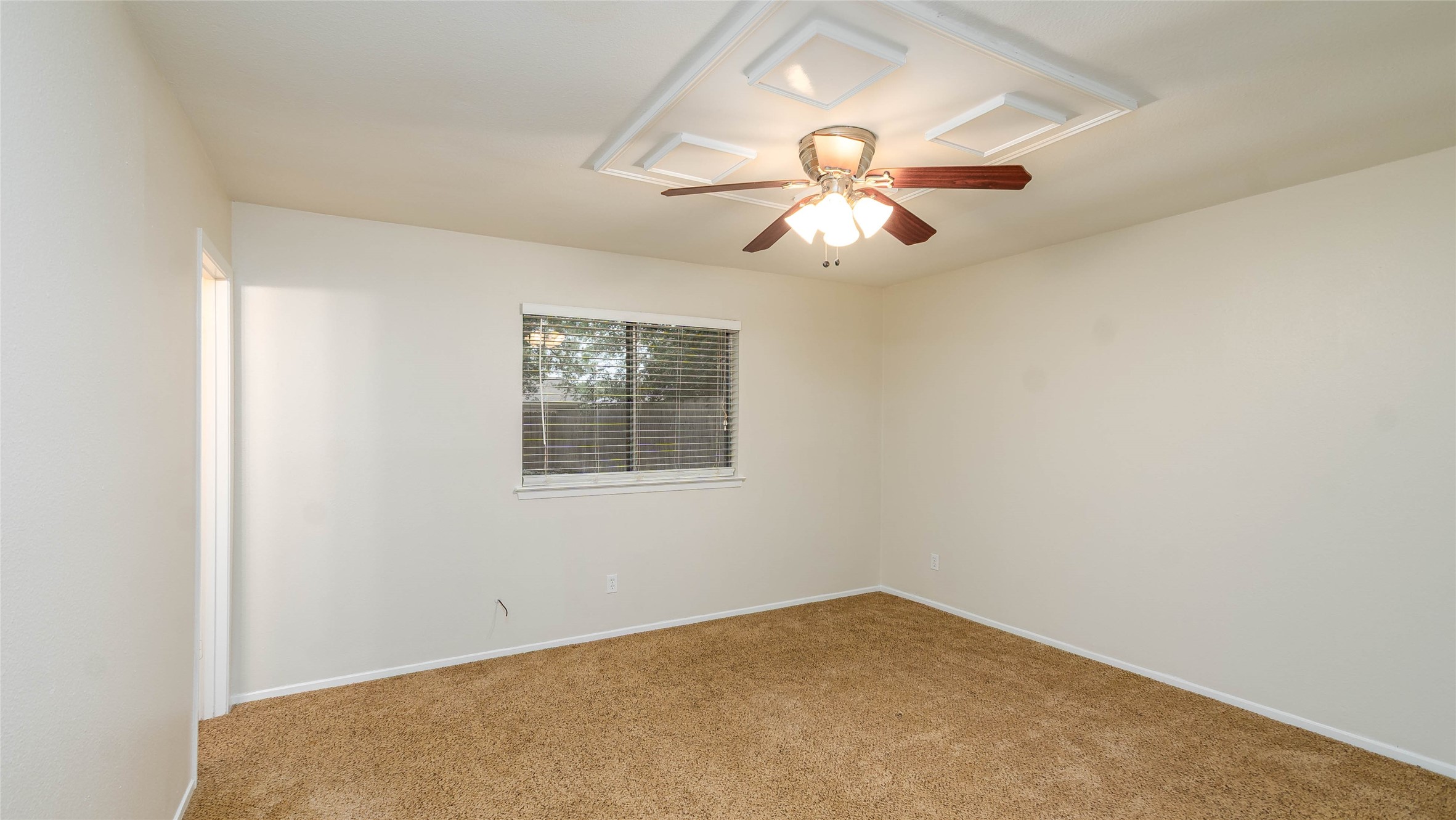 5621 Brent Drive Haltom City TX 76148