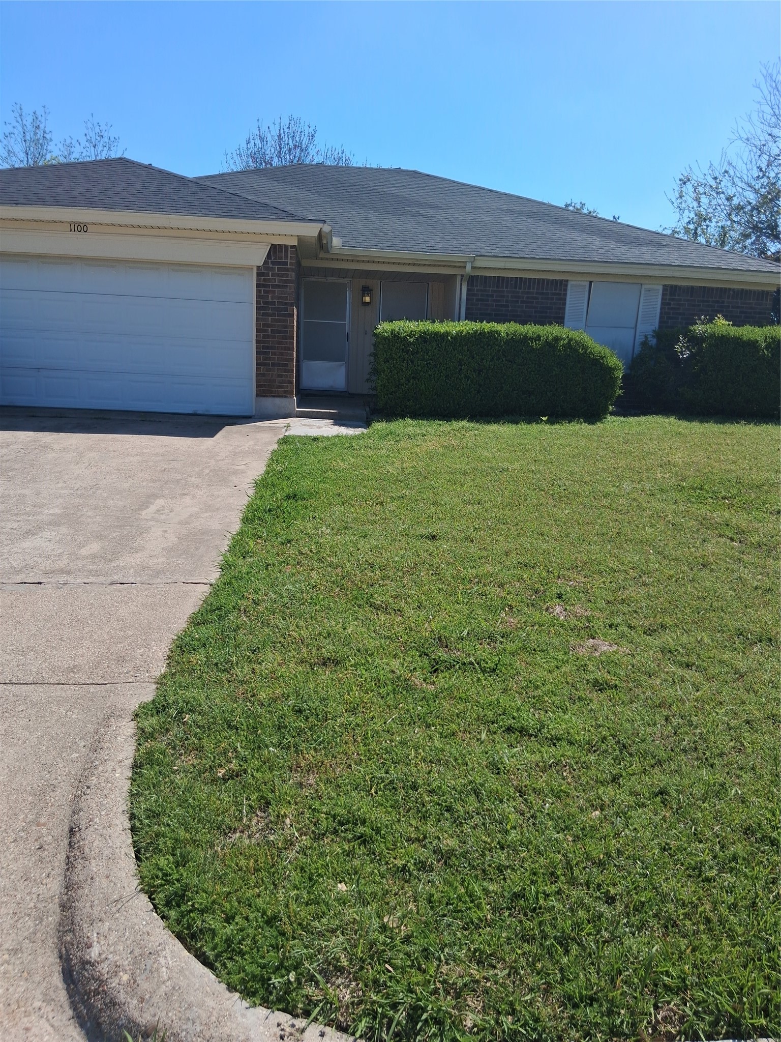 1100 Mapleview Drive Arlington TX 76018