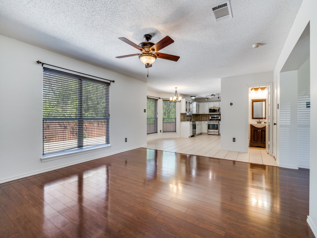 8605 Treasure Cove Rowlett TX 75089