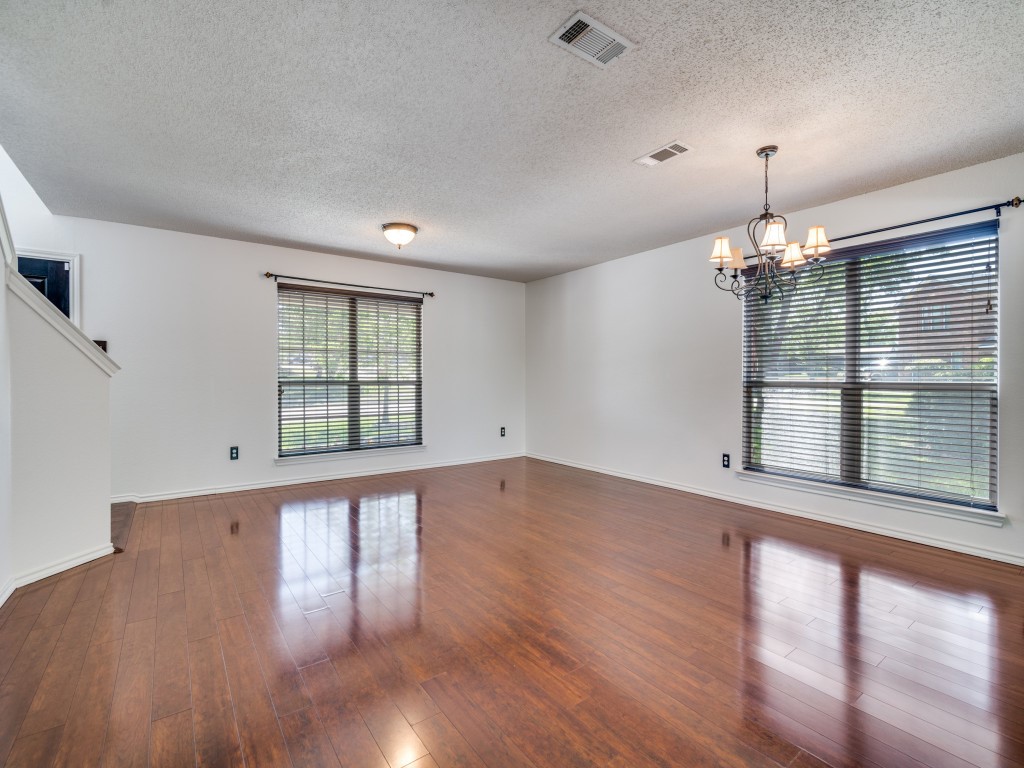 8605 Treasure Cove Rowlett TX 75089