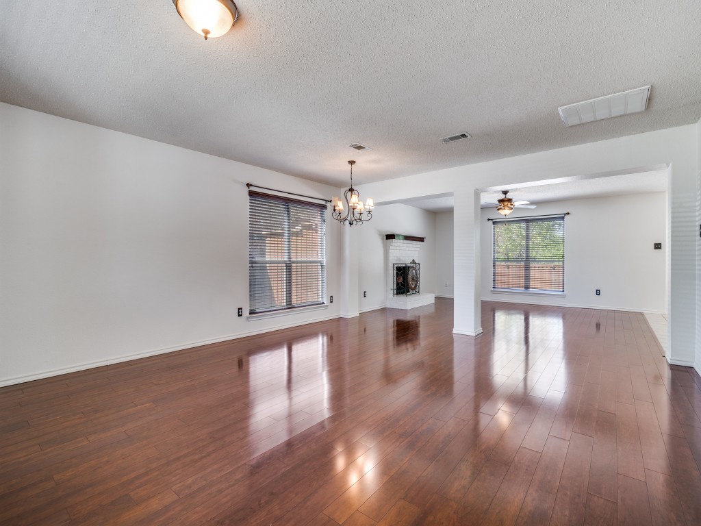 8605 Treasure Cove Rowlett TX 75089