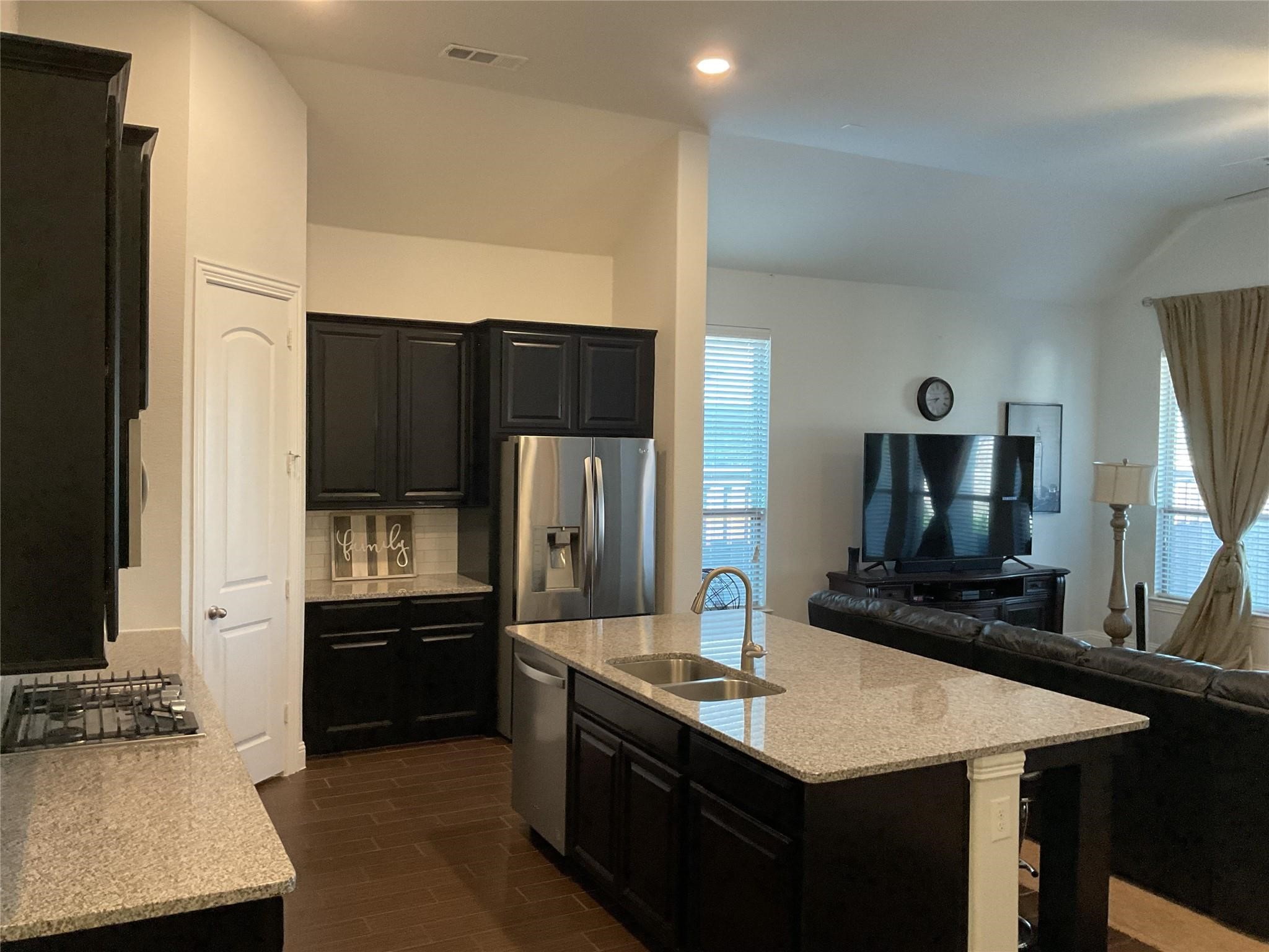 2805 Newsom Ridge Drive Mansfield TX 76063