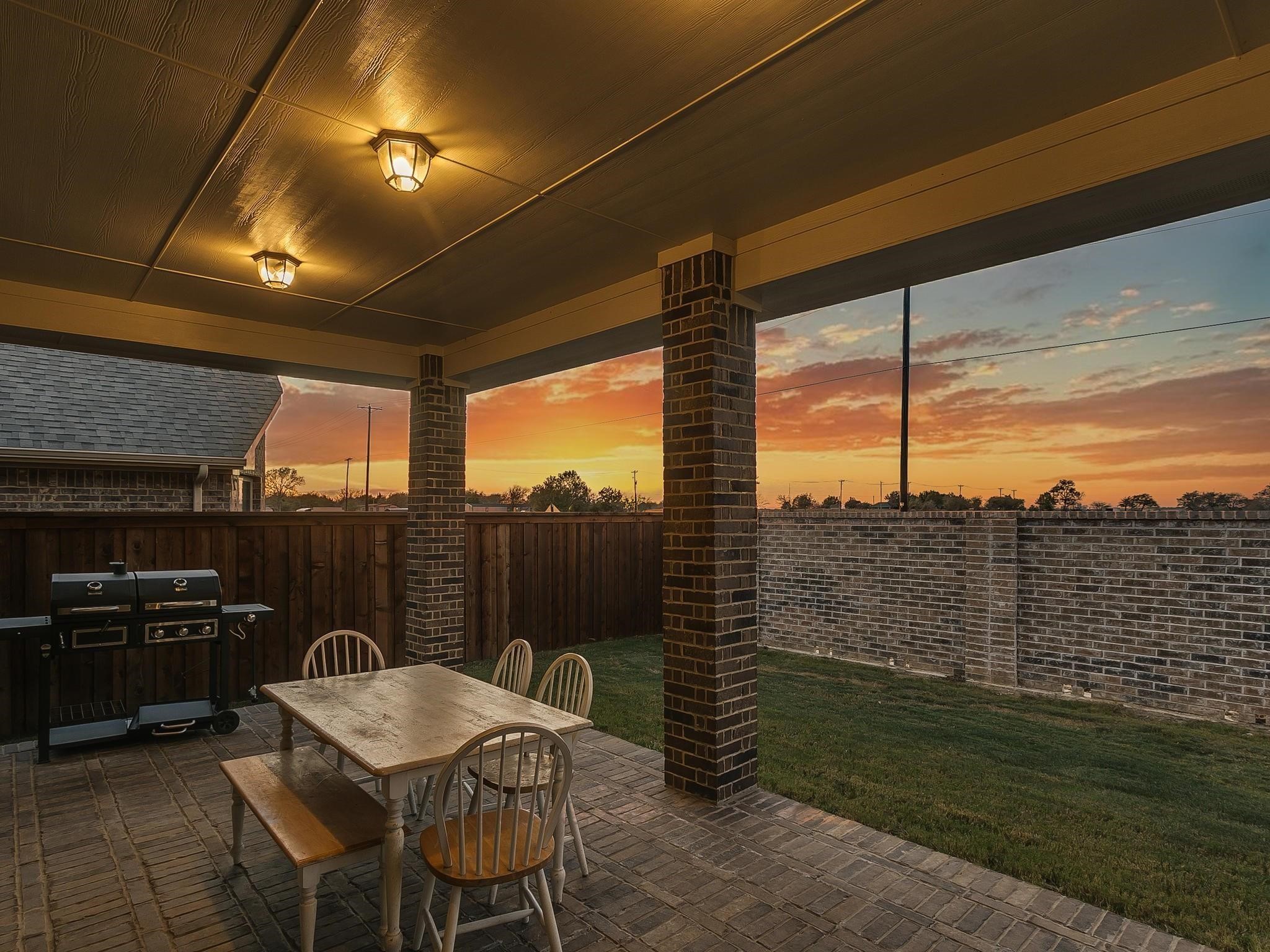 2805 Newsom Ridge Drive Mansfield TX 76063