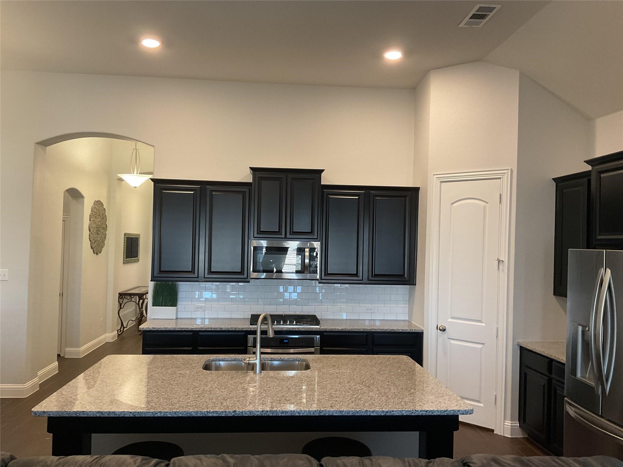 2805 Newsom Ridge Drive Mansfield TX 76063