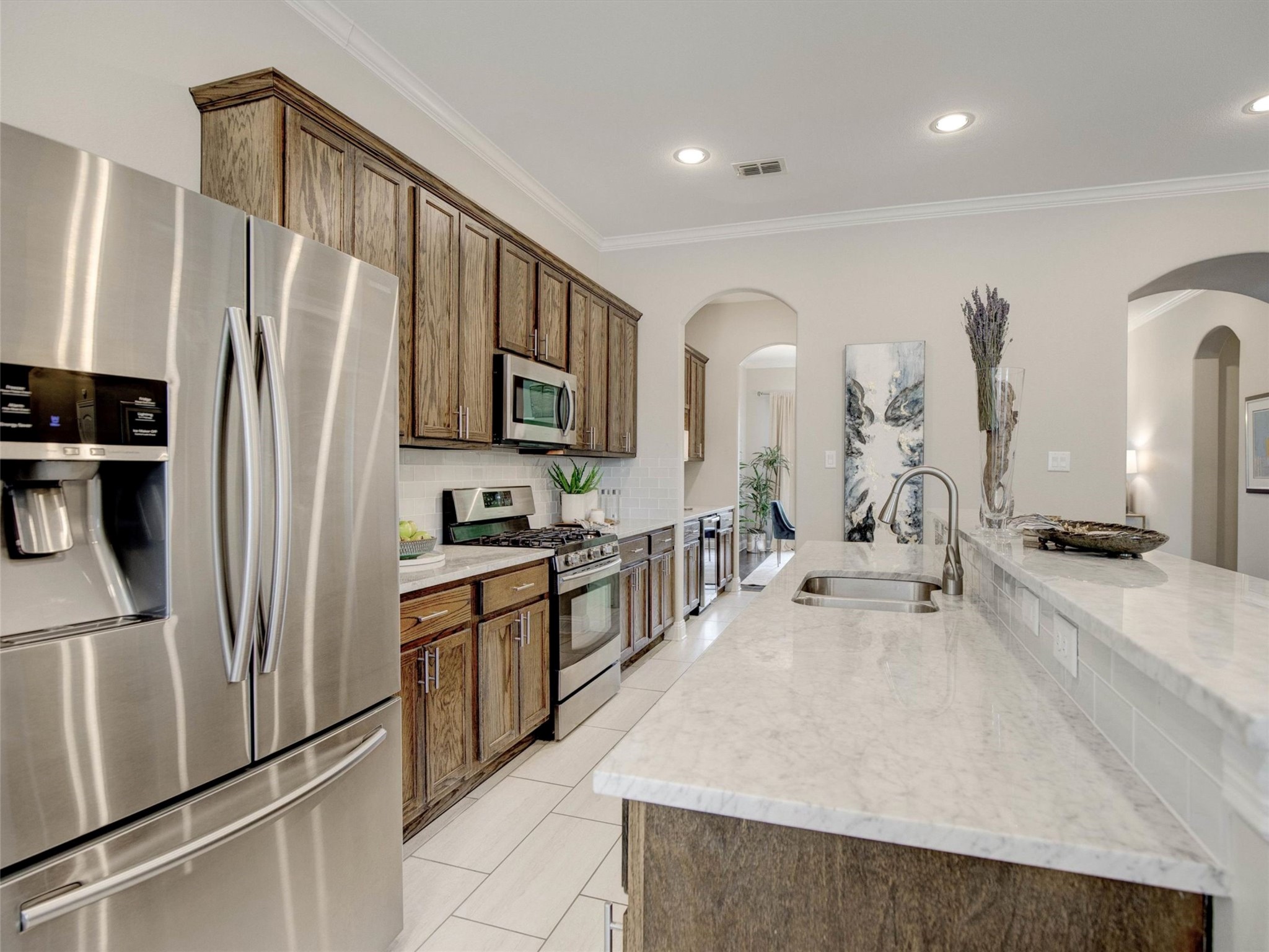 2700 Gladstone Drive Dallas TX 75211