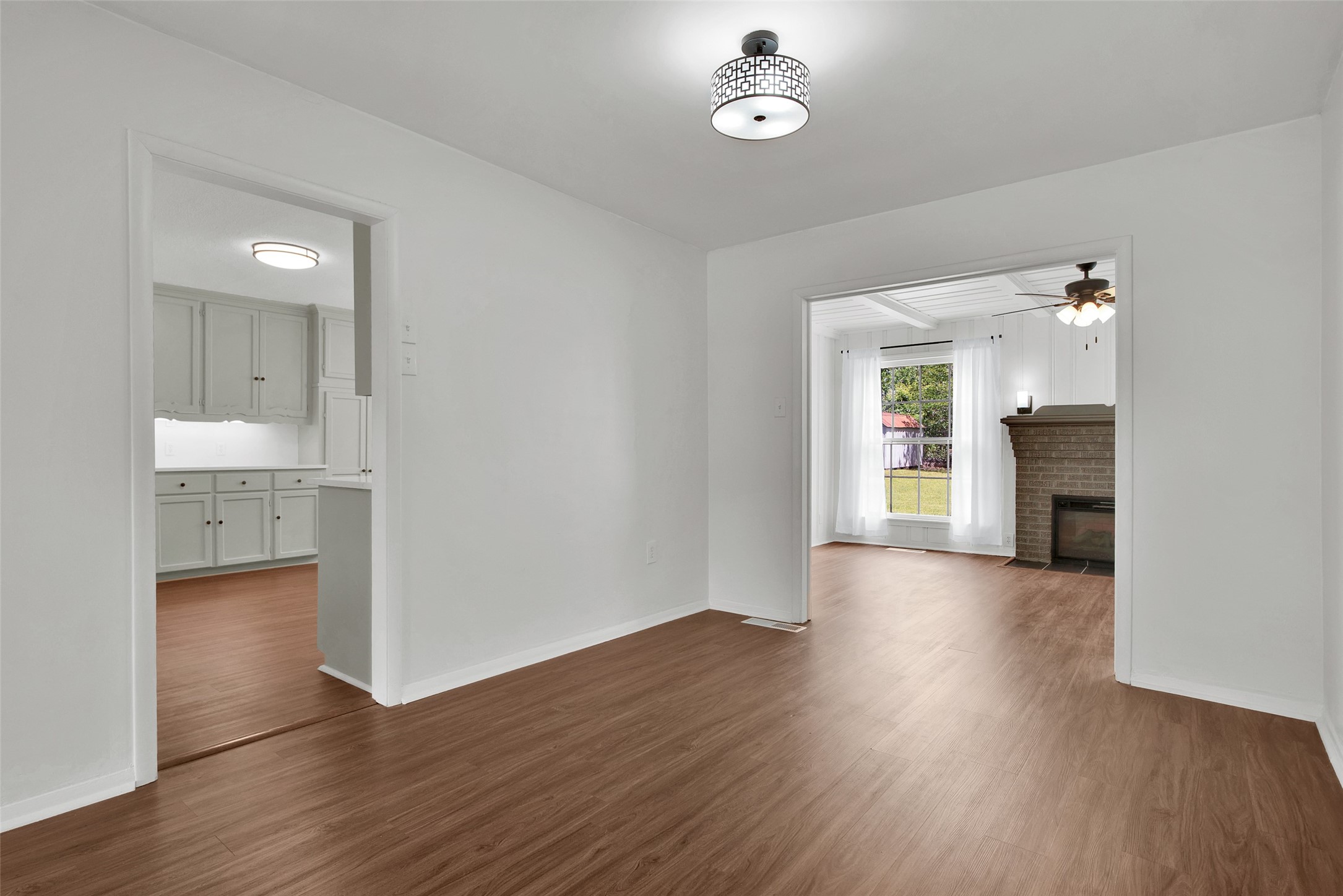 1501 W Day Street Denison TX 75020
