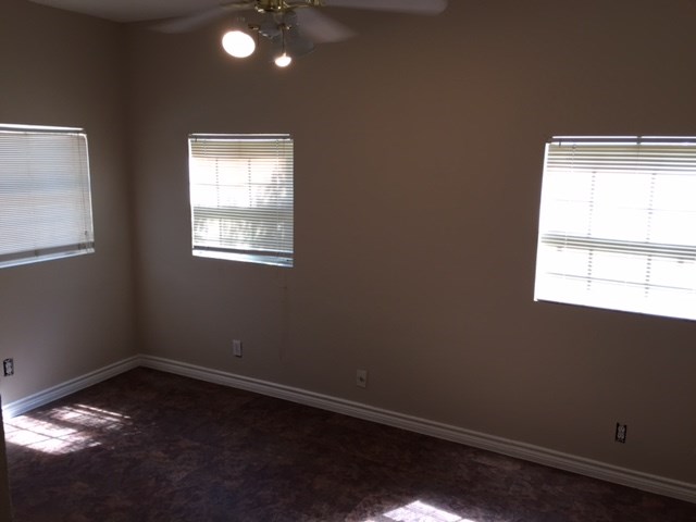 4905 Pershing Avenue Fort Worth TX 76107