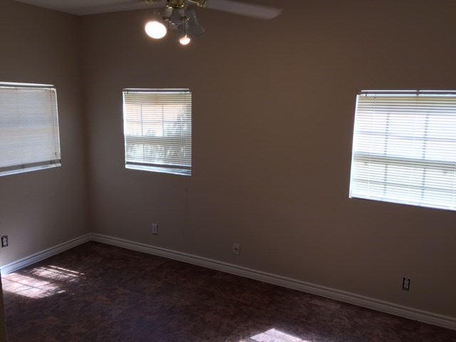 4905 Pershing Avenue Fort Worth TX 76107