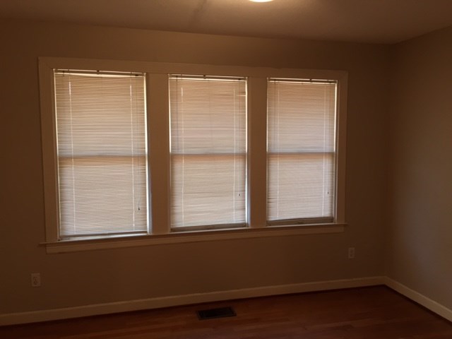 4905 Pershing Avenue Fort Worth TX 76107