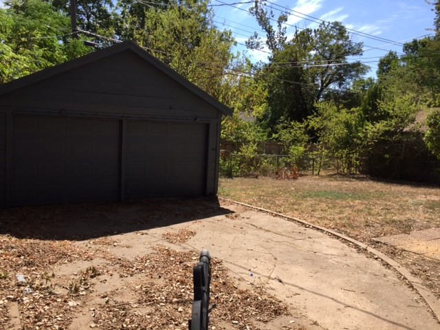 4905 Pershing Avenue Fort Worth TX 76107