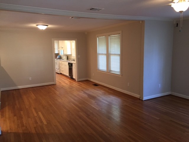 4905 Pershing Avenue Fort Worth TX 76107