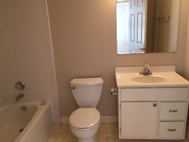 4905 Pershing Avenue Fort Worth TX 76107