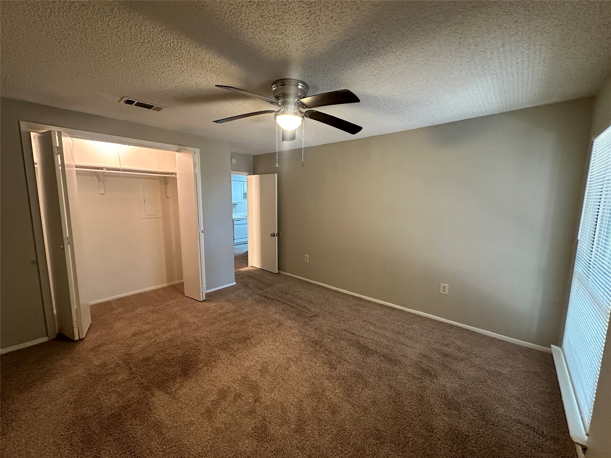 9696 Walnut Street Dallas TX 75243