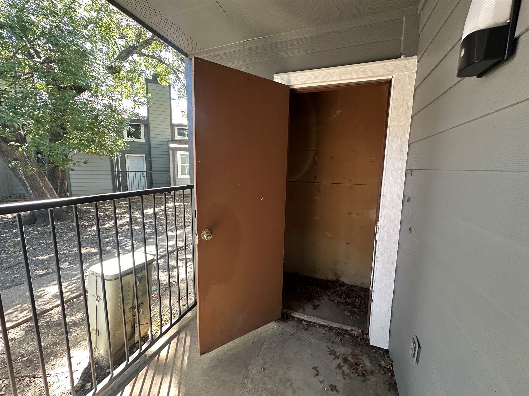 9696 Walnut Street Dallas TX 75243