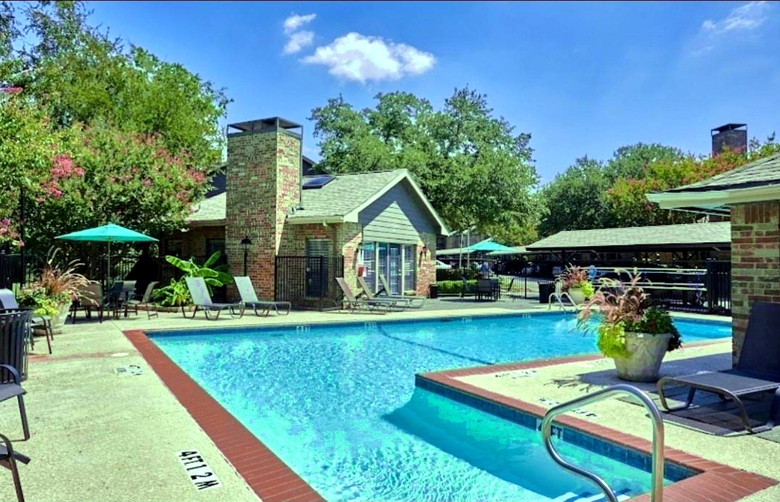 15889 Preston Road Dallas TX 75248