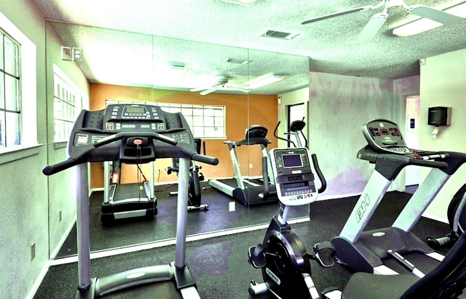 15889 Preston Road Dallas TX 75248