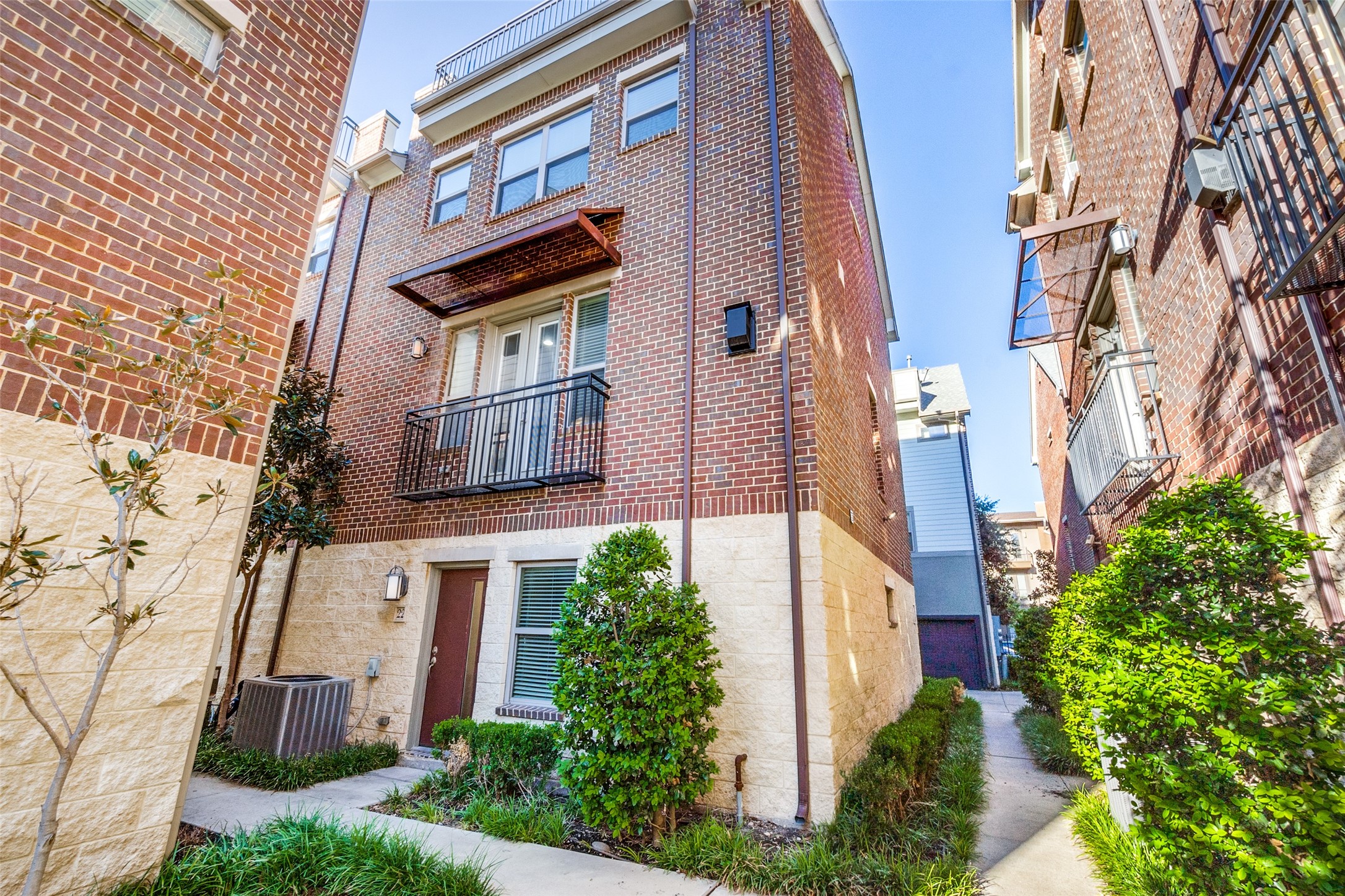 4323 Dickason Avenue Dallas TX 75219