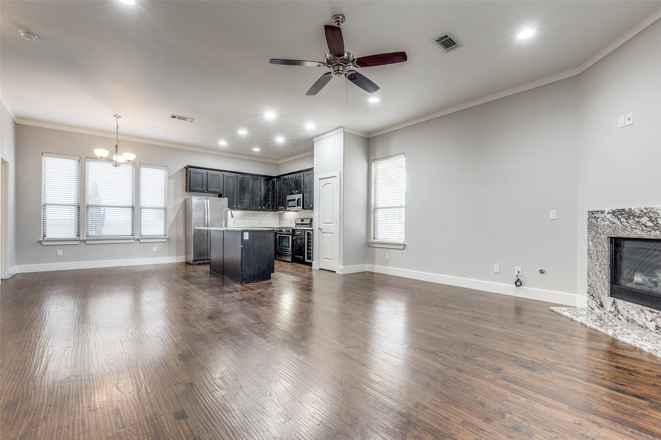 4323 Dickason Avenue Dallas TX 75219