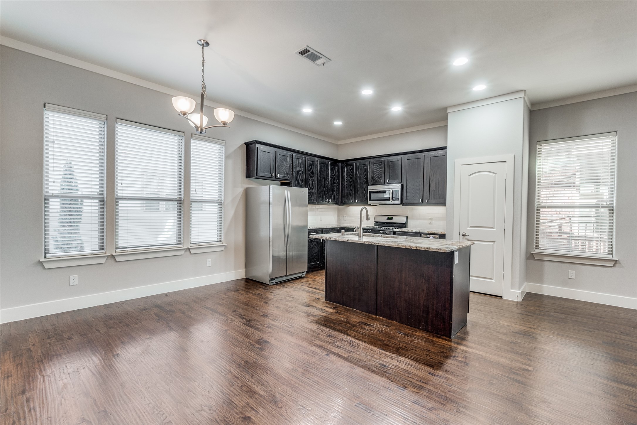 4323 Dickason Avenue Dallas TX 75219
