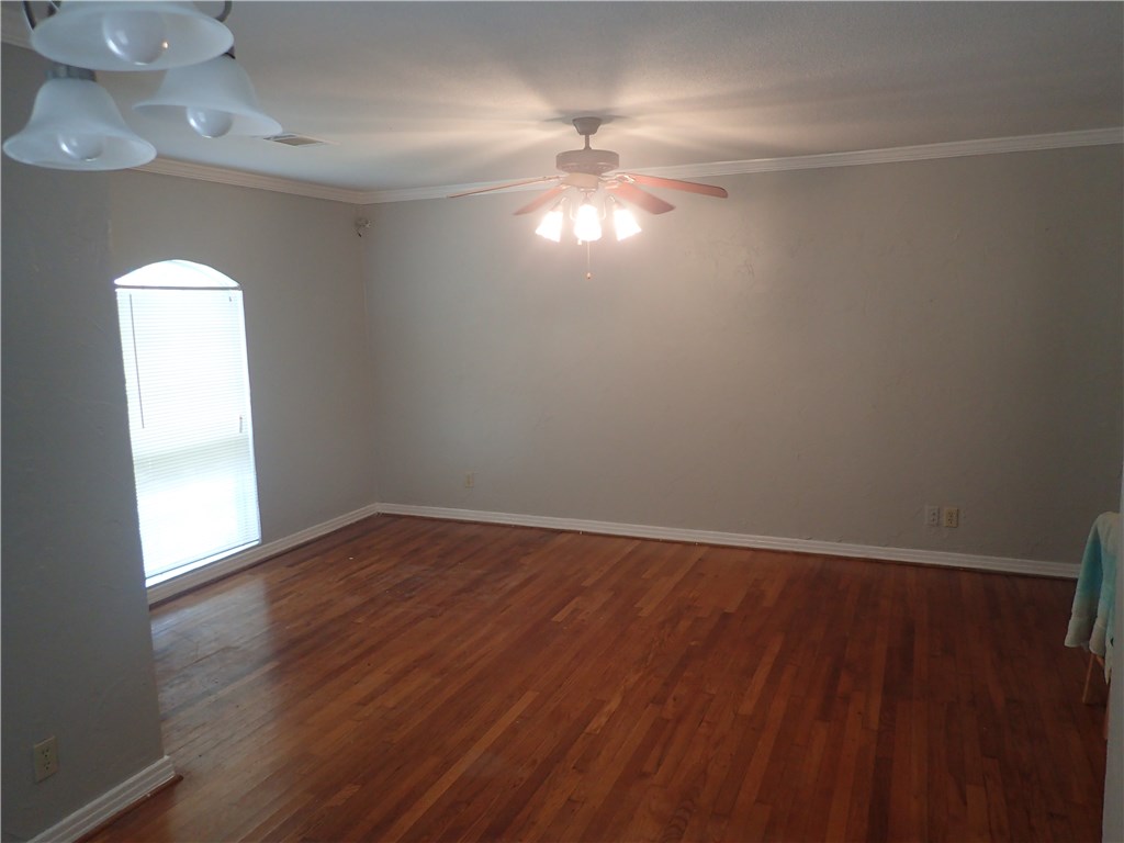 6340 Parkdale Drive Dallas TX 75227