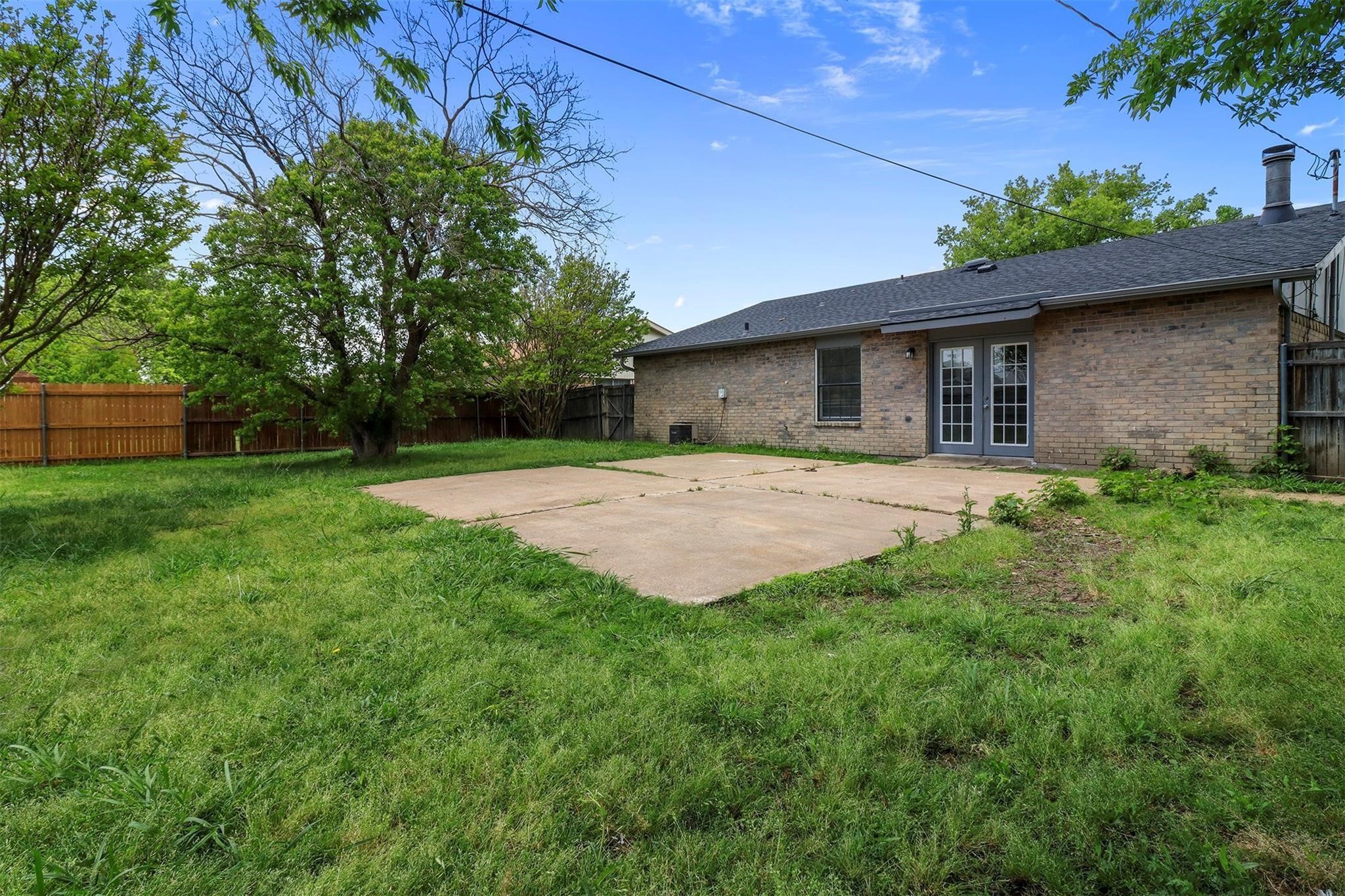 7012 Lincolnshire Lane North Richland Hills TX 76182