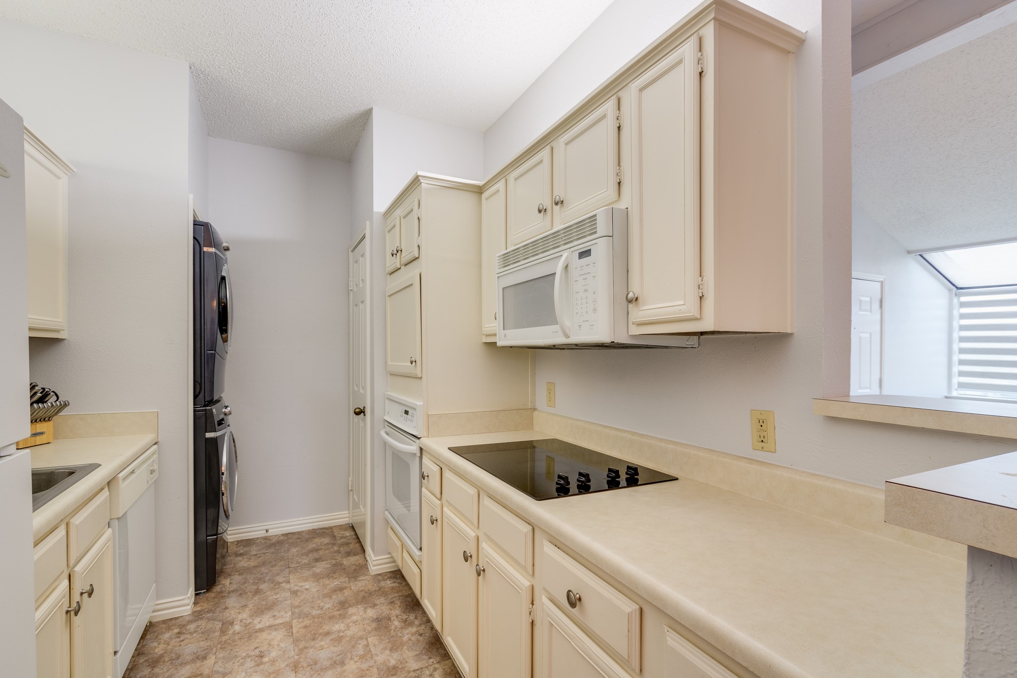 2100 Randy Snow Road Arlington TX 76011